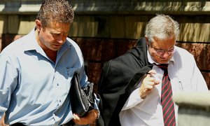 Sindikaat prokureur aangekla